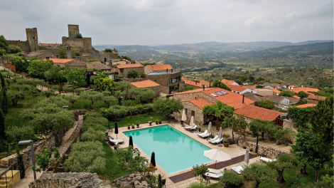 Piscina das Casas do Côro, quarto de luxo nas Casas do Côro, terraço das Casas do Côro, vista panorâmica das Casas do Côro, exterior das Casas do Côro.