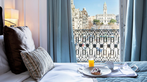 Intercontinental Porto-Palácio das Cardosas, alojamento de luxo, refeições gourmet, localização privilegiada, Porto